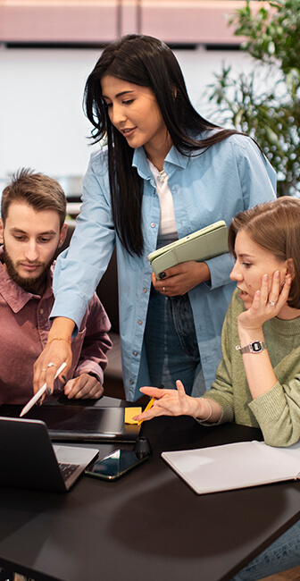 Descriptive alt text